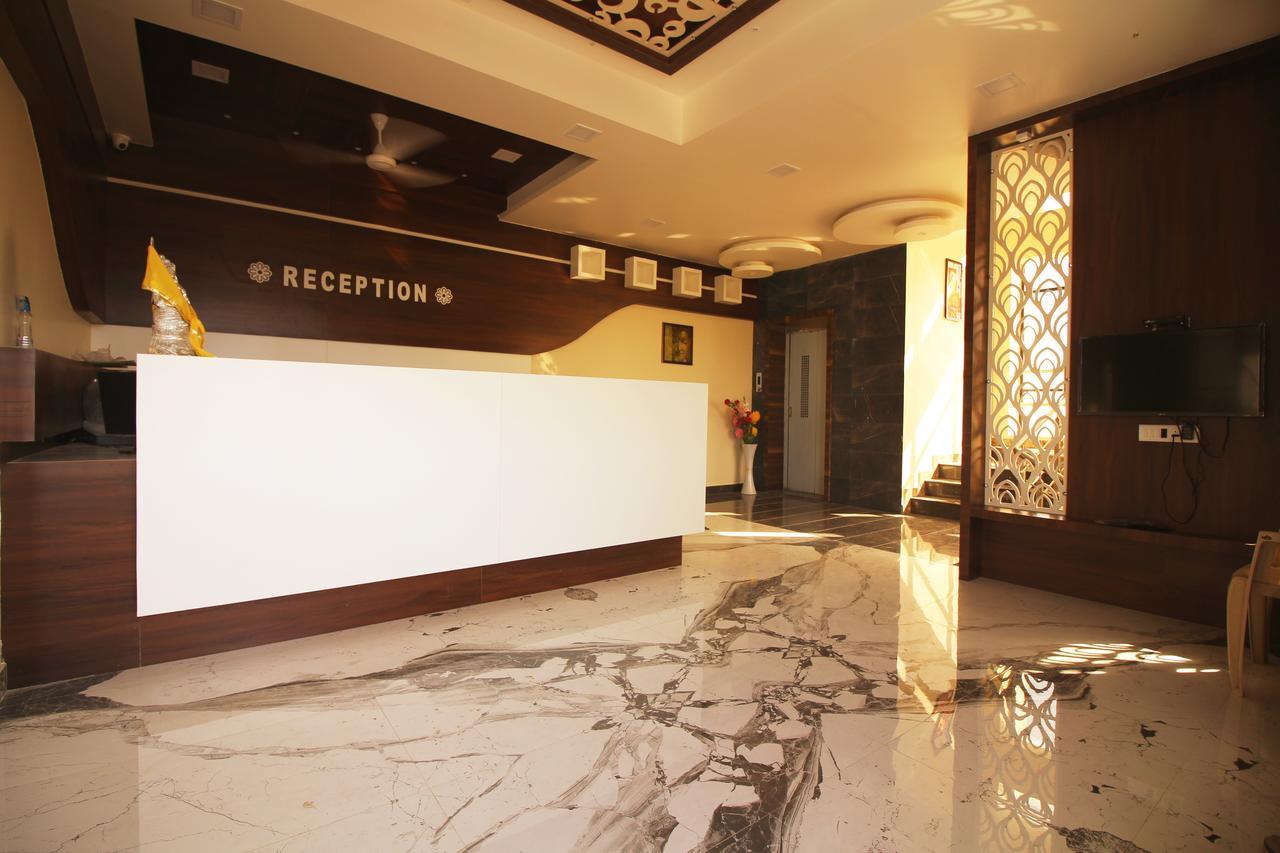 Hotel Vraj Inn Dwārka Exteriér fotografie